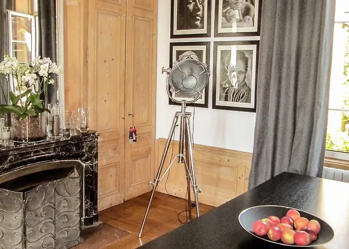 Le Lit Du Loup Bed & Breakfast