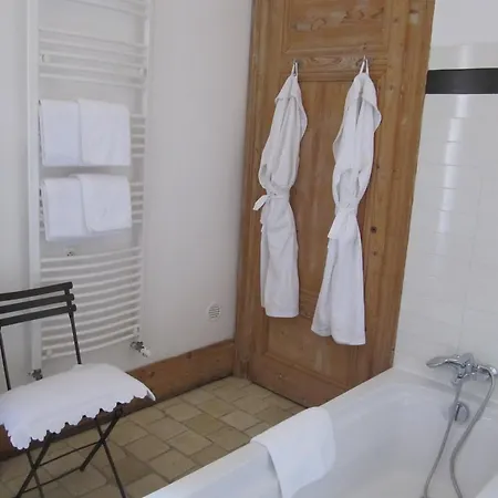 Le Lit Du Loup Frühstückspension *